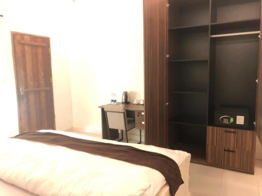 Sunseabar Beach Hotel Kendwa Extérieur photo